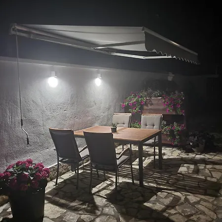 Apartment Bagaric Stari Grad  Exterior photo